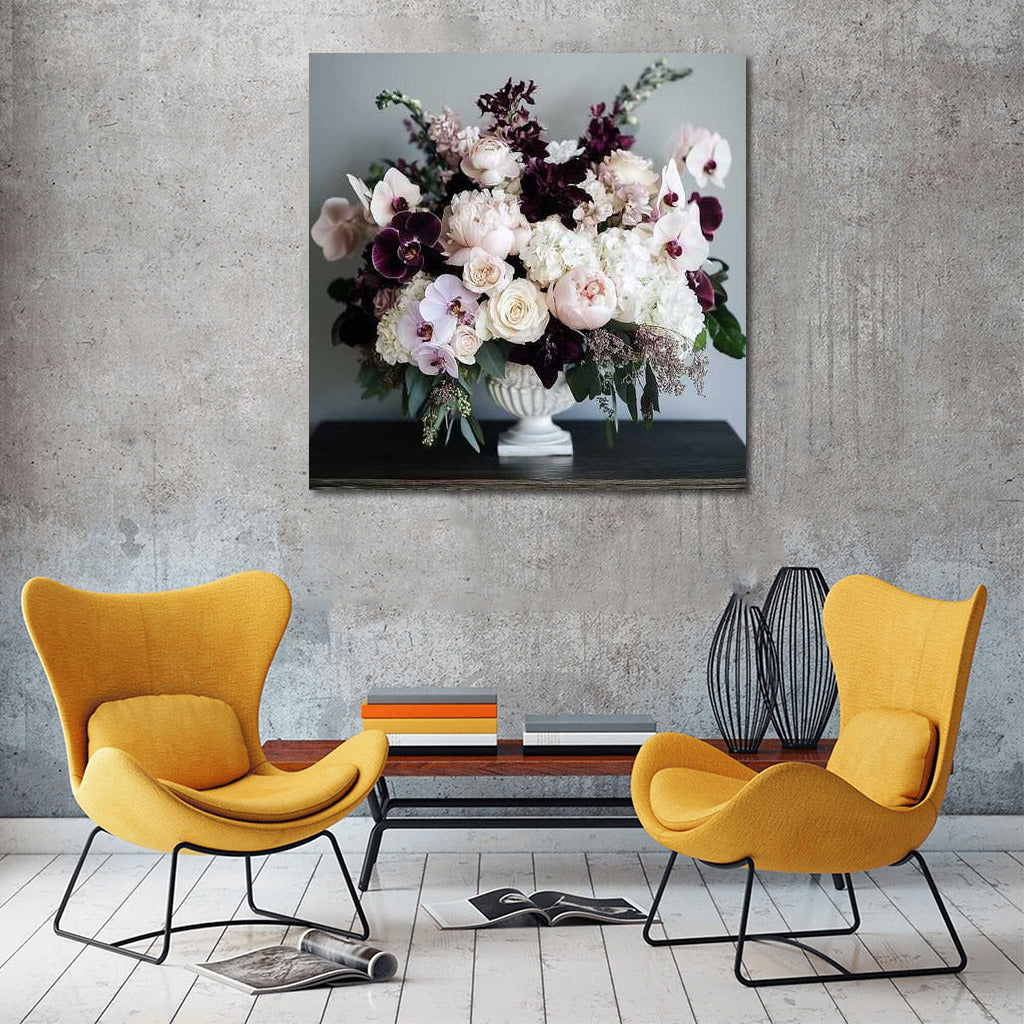 Elegant Peonies: Delicate Flowers for a Sophisticated Interior