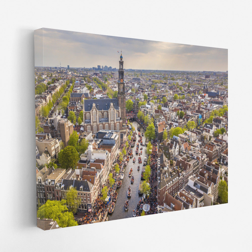Amsterdam Symphony: Canals and Architecture in the Cityscape