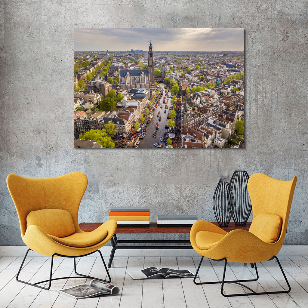 Amsterdam Symphony: Canals and Architecture in the Cityscape