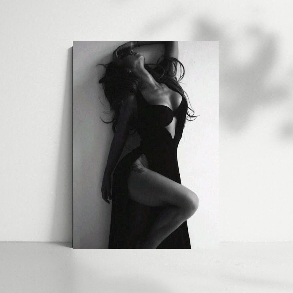 Seductive Play of Shadows and Forms