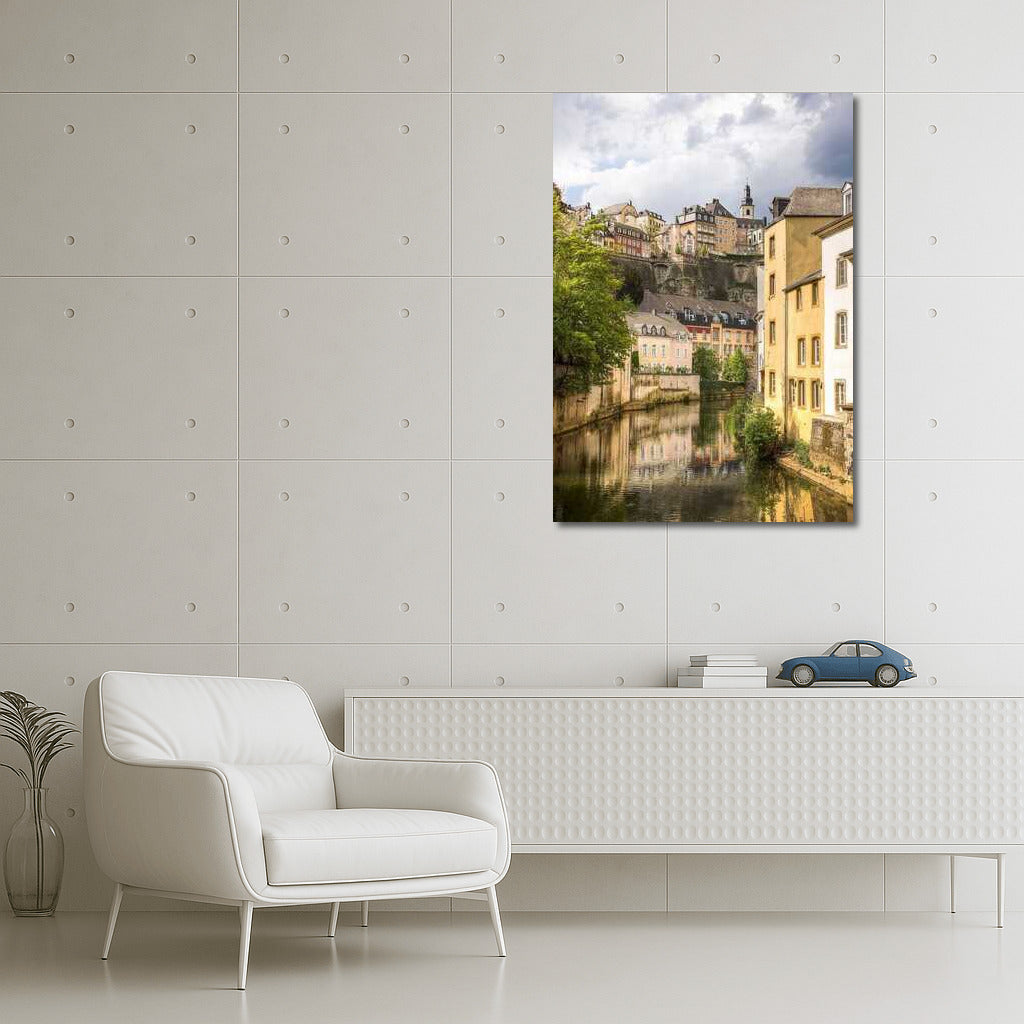Luxembourg's Fairytale Shores: Picturesque Houses by the River