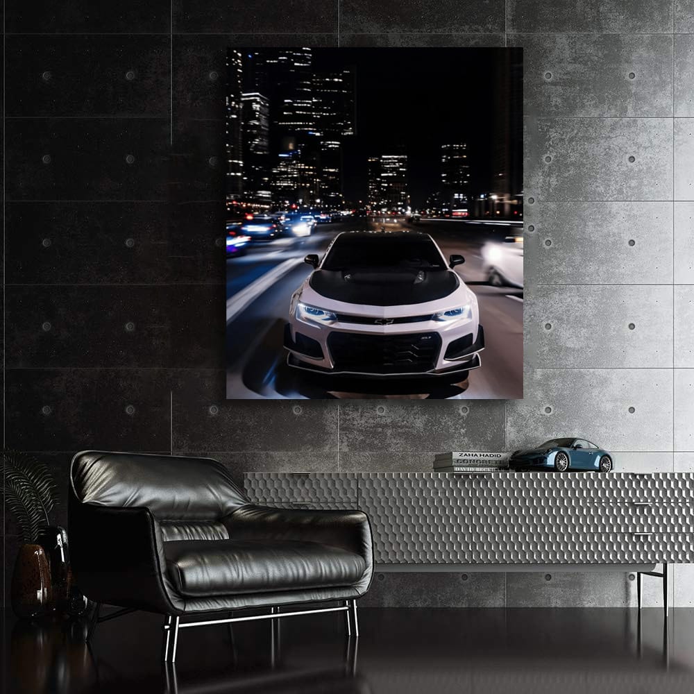 Chevrolet Camaro Roaming Night City - Power and Elegance