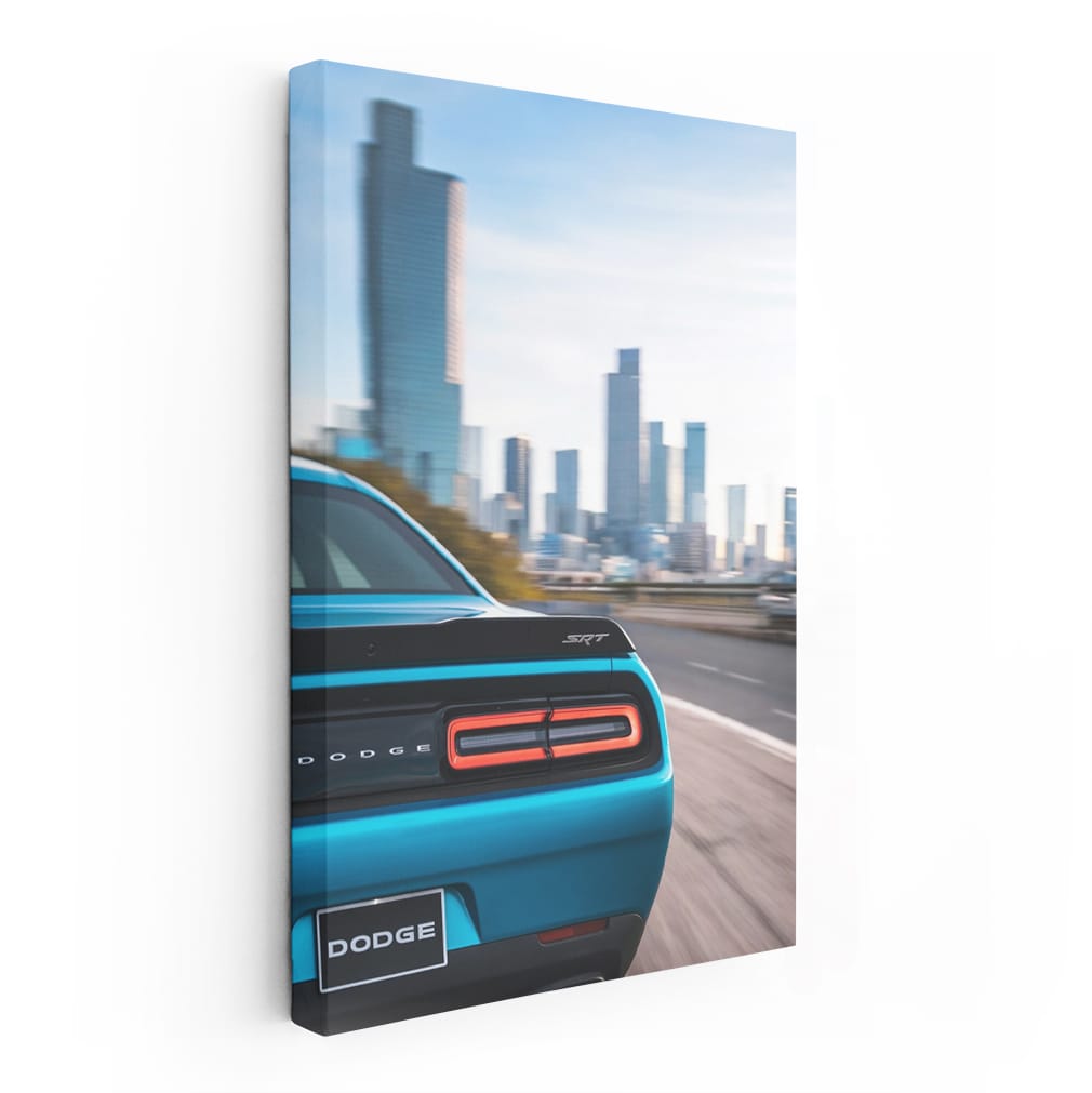 Dodge Challenger in Big City - Urban Muscle Legend