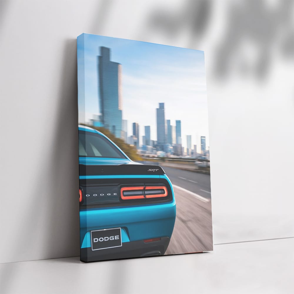 Dodge Challenger in Big City - Urban Muscle Legend