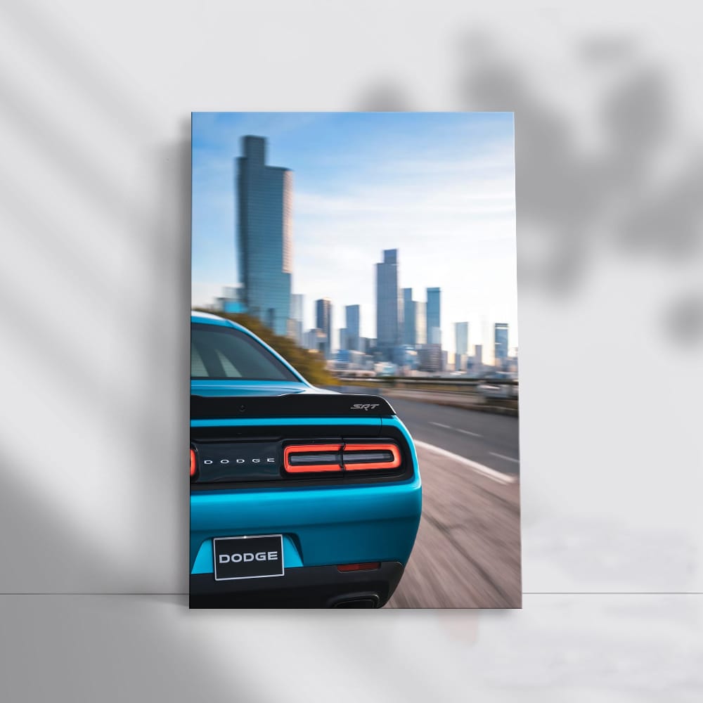 Dodge Challenger in Big City - Urban Muscle Legend