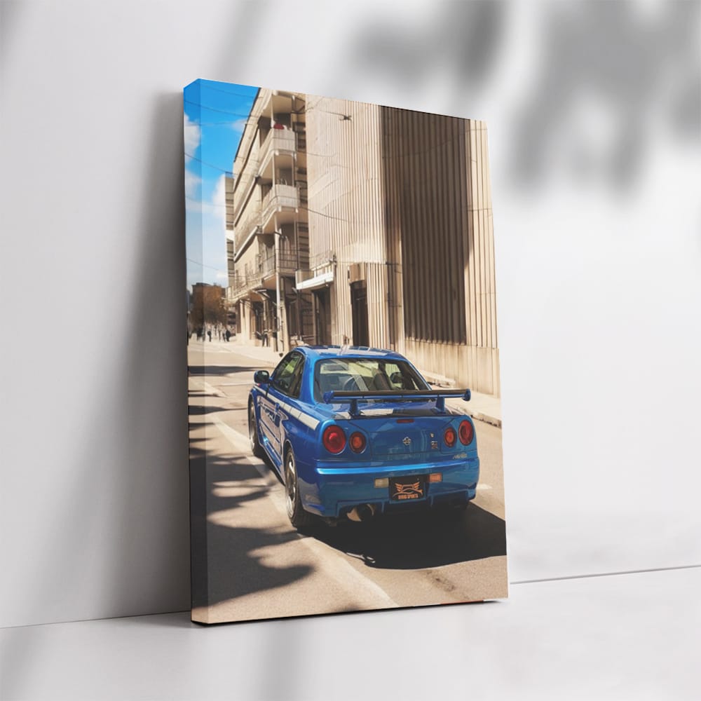 Nissan GT-R R34 Navigates City’s Tight Streets - Iconic Ride