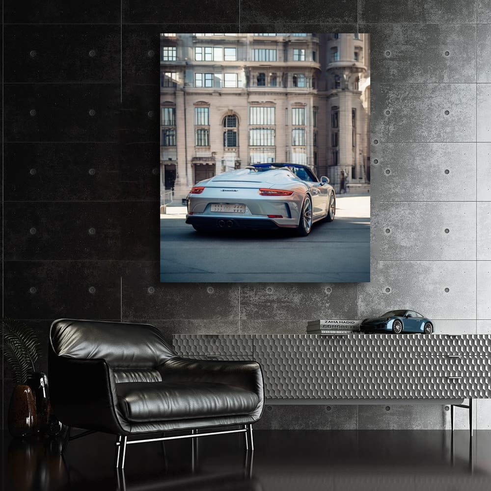 Porsche 911 Speedster with Iconic Architecture - Sporty Elegance