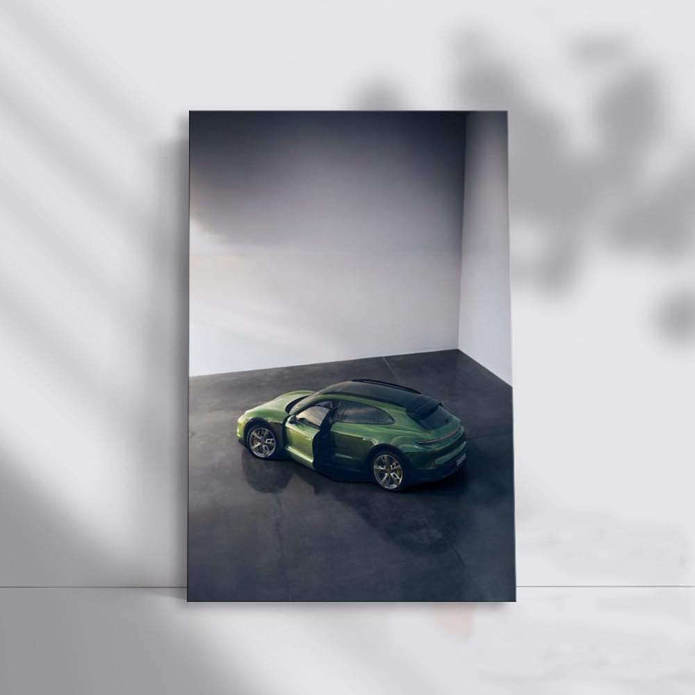 Porsche Macan Parking Luxury Style - Urban Elegance